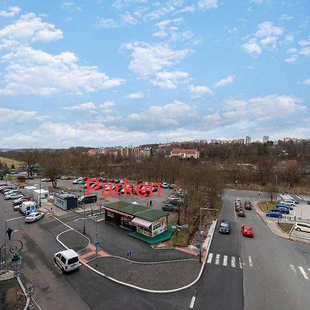 Apartman Nostalgia Karlovy Vary Bagian luar foto