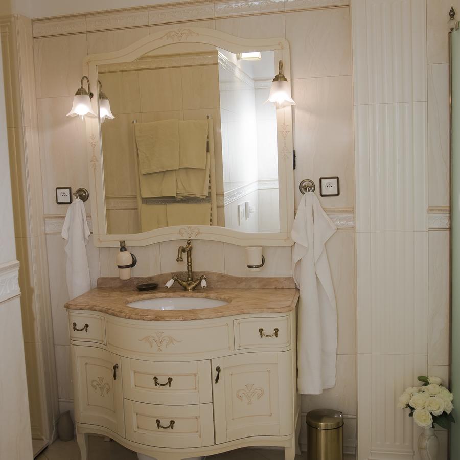 Apartman Nostalgia Karlovy Vary Bagian luar foto