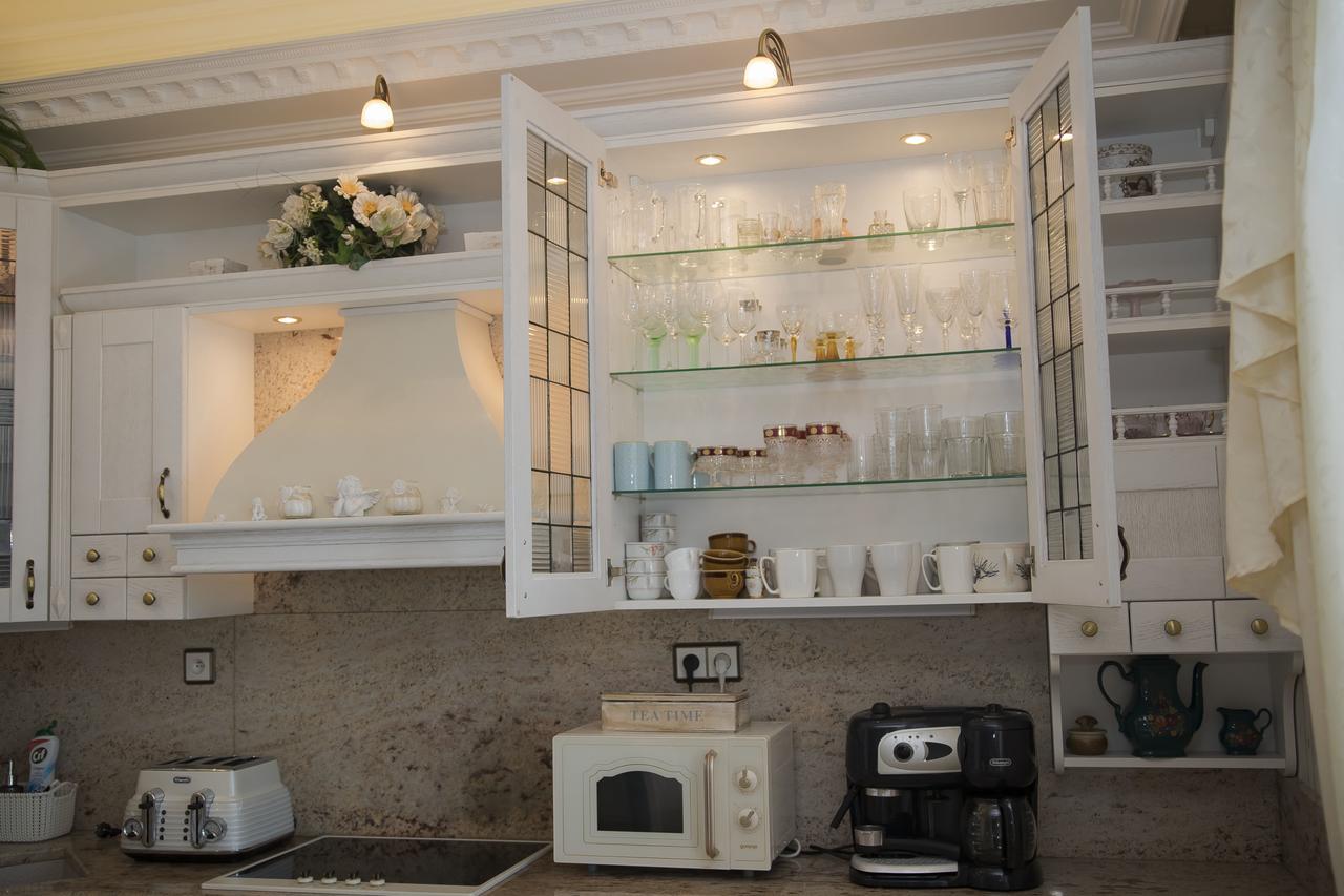 Apartman Nostalgia Karlovy Vary Bagian luar foto