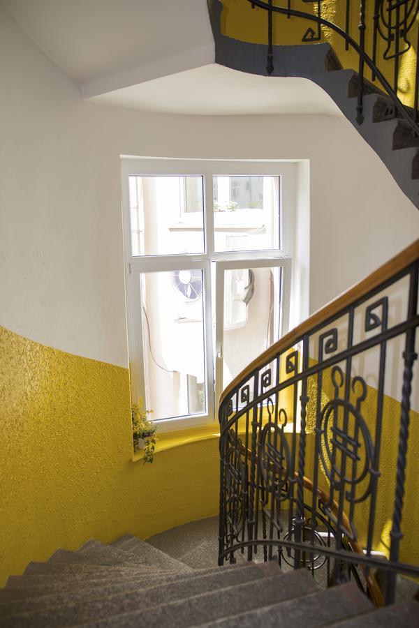 Apartman Nostalgia Karlovy Vary Bagian luar foto